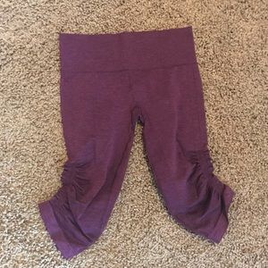Lululemon burgundy leggings.